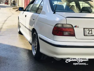  2 بي ام صقر BMWe39