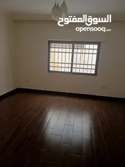  15 شقه ارضيه مميزه