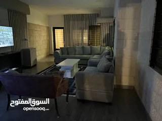  17 شقة +VIP مفروشة فندقية ارضية كبيرة مميزة عائلات فقط ثلاث غرف نوم وحديقة قرب دوار المدينة والشميساني