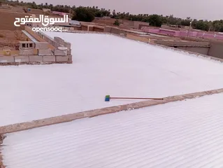  10 فني عازل مائي وحراري