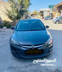  2 اوبل استرا تيربو سيدان السيارة بحالة ممتازة و قوية