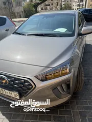  2 Hyundai Ionic Hybrid  2021