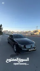  19 Mercedes Benz e200