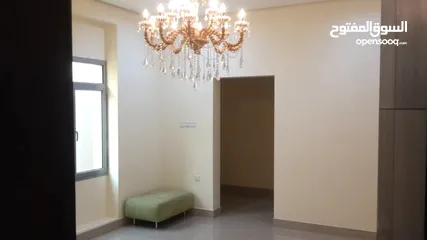  11 شقة سوبر ديلوكس في منطقة راقية في سند