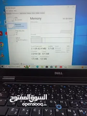  4 كور أي 7 الجيل 5 .الهارد 256  ssd . الرام 8 .   حجم الشاشة 14