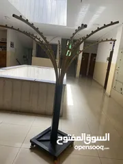  6 ديكور مركز تجاري مستخدم للبيع يحتوي على 24 قطعه مختلفة ما بين خزائن و جوارير و ستاندات عرض و مكتب