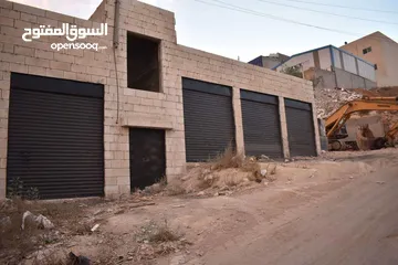  4 مجمع صناعي للبيع من المالك مباشرة