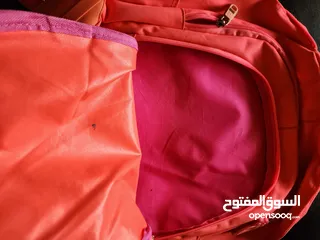  10 شنطة مدرسية ماركة توتتو الاصلية مستعملة بحالة ممتازة للبيع