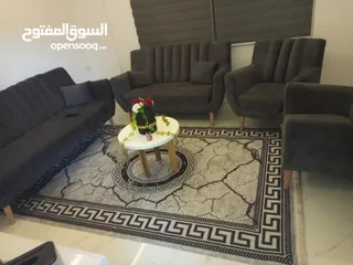  7 شقه للبيع في طولكرم مساحه 138متر ثلاث غرف وحمامين وصاله ومطبخ وبرندتين