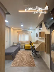  18 26 استديو للبيع عند الجامعة الاردنية تشطيب جديد حمام و مطبخ لكل استديو عائد استثماري مميز جدا و مميز
