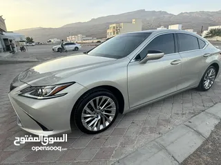  5 لعشاق الفخامة والتميز لكزس E350 Ultra Luxury