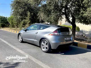  8 Honda CR-Z Hybrid - Manual Transmission