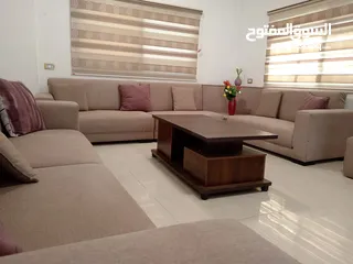  11 كورنر عائلي بحاله ممتازه