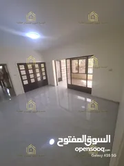  9 شقة مميزة - الجاردنز - 3نوم - 240م