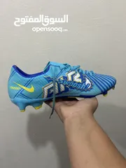  3 حذاء نايك كرة قدم air zoom ازرق استعمل خفيف