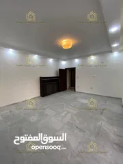  1 شقة من فيلا - ام أذينة - 3نوم 1ماستر - 350م - ارضي - مدخل مستقل - قرب الخدمات