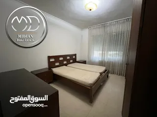  5 شقة ارضية للبيع ام اذينة مساحة 185م مع ترس و حديقة 50م تشطيبات سوبر ديلوكس بسعر مميز جداً