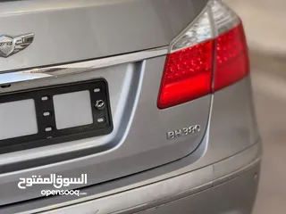  8 هيونداي جينسس 2010