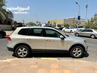  4 Volkswagen Touareg 2013 طوارق