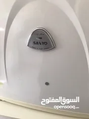  2 ثلاجة سانيو بحالة جيدة جيدا