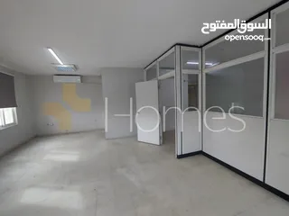  3 مكتب مقسم و جاهز  للايجار في عمان - ام اذينة , بمساحة 270م