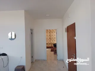  7 روف عبارة عن استوديو