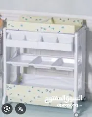  1 ستاند بانيو مع قطعة غيار للبيبي بحالة ممتازة