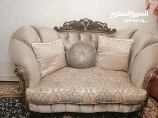  5 كنب مستعمل للبيع بحال الوكاله