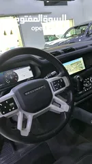  27 LAND ROVER DEFENDER 110 V6 VERY LOW KM