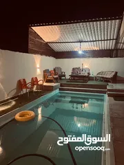  1 فيلا عائلية للبيع بسعر الحرق للكاش وايضا للاقساط مشطب وجاهز مناسبة جدا للاستثمار البعيد