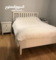  1 غرف نوم ايكيا ماستر سرير وكومدينتين وخزانه وتسريحه للبيع
