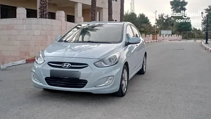  9 هيونداي اكسنت (((1.6))).              اوتوماتيك