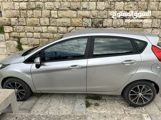  2 فورد فييستا 2014