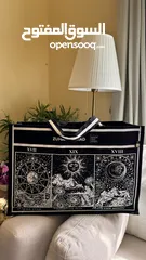  1 شنطة زهير مراد اصليه - Zuhair murad bag original