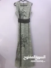  1 فستان راقي وانيق مزخرف