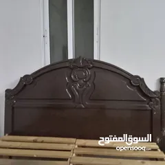  1 غرفه نوم لاتيه 18 بحاله جيده جدا سرير مع خزانة ودرجين وتسريحة مستعملة للبيع
