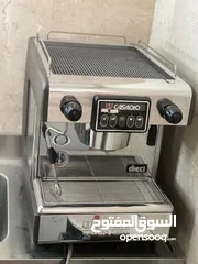  2 مكينة قهوه كبيره