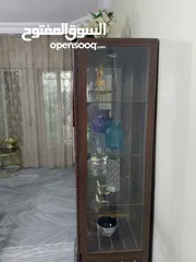  5 بوفيه للبيع.