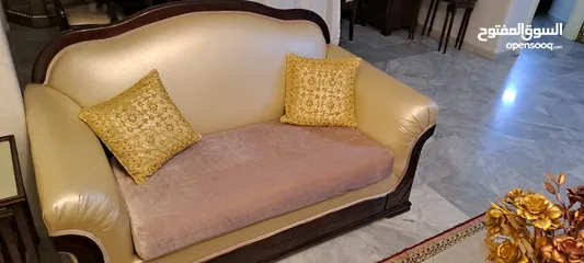  3 طقم كنب للبيع