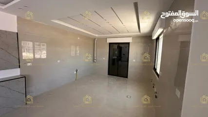  23 شقة فاخرة - لم تسكن - طريق المطار - 4نوم 2ماستر - 230م - قرب الخدمات العامة
