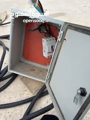  2 كيبل كهرباء 3 فاز الامنيوم - بالاضافه كيبل نحاس -