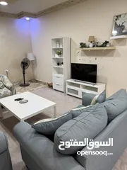 3 شقة مفروشة للإيجار تقع ضمن فيلا فاخرة / طابق ثاني ،ومدخل مستقل ،الشقة للإيجار للطالبات أو عرسان .