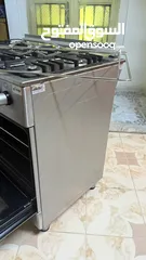  6 غاز استخدام شهر فقط  البيع بسبب السفر يوجد كفالة ومُعاينه  توصيل مجاني