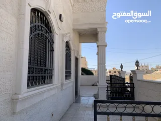  27 شبه فيلا للإيجار في ماركا الشمالية