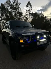  17 بكم هايلوكس موديل 1998 بحاله ممتازه بسعر مميز جدا