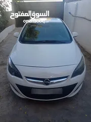  5 سياره اوبل استرا سيدان 2013