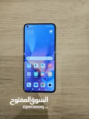  12 شاومي 11 lite للبيع بحالة ممتازة مع كامل أغراضه