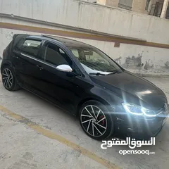  1 سيارة جولف 2014 كاش فقط