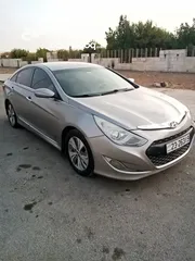  14 هونداي سوناتا هايبرد 2012وارد كوري محرك 2000cc