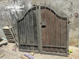 1 باب سور حديد ثقيل 165 سم تقريبا